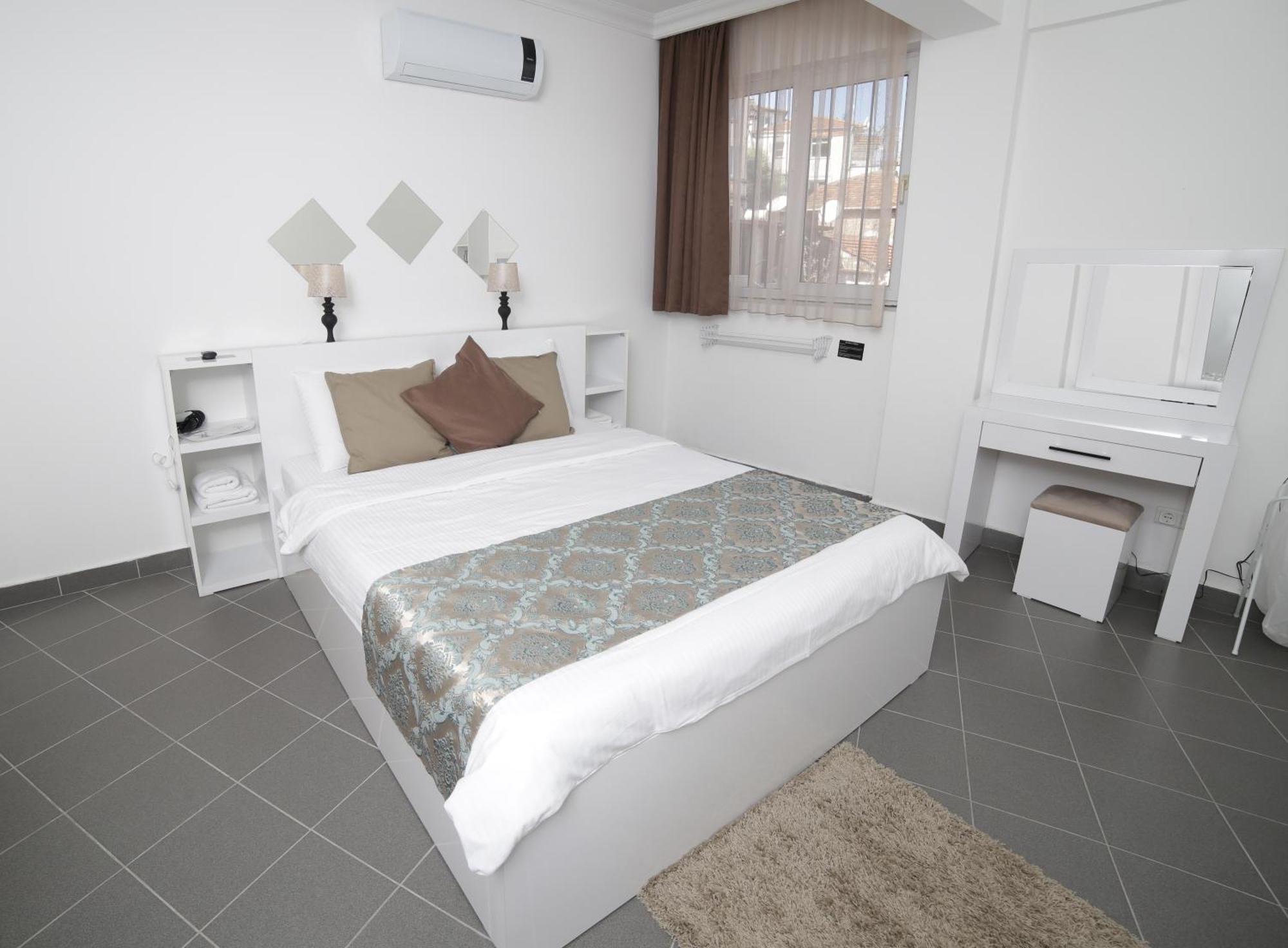 Mai Rooms By Downtown Фетие Екстериор снимка