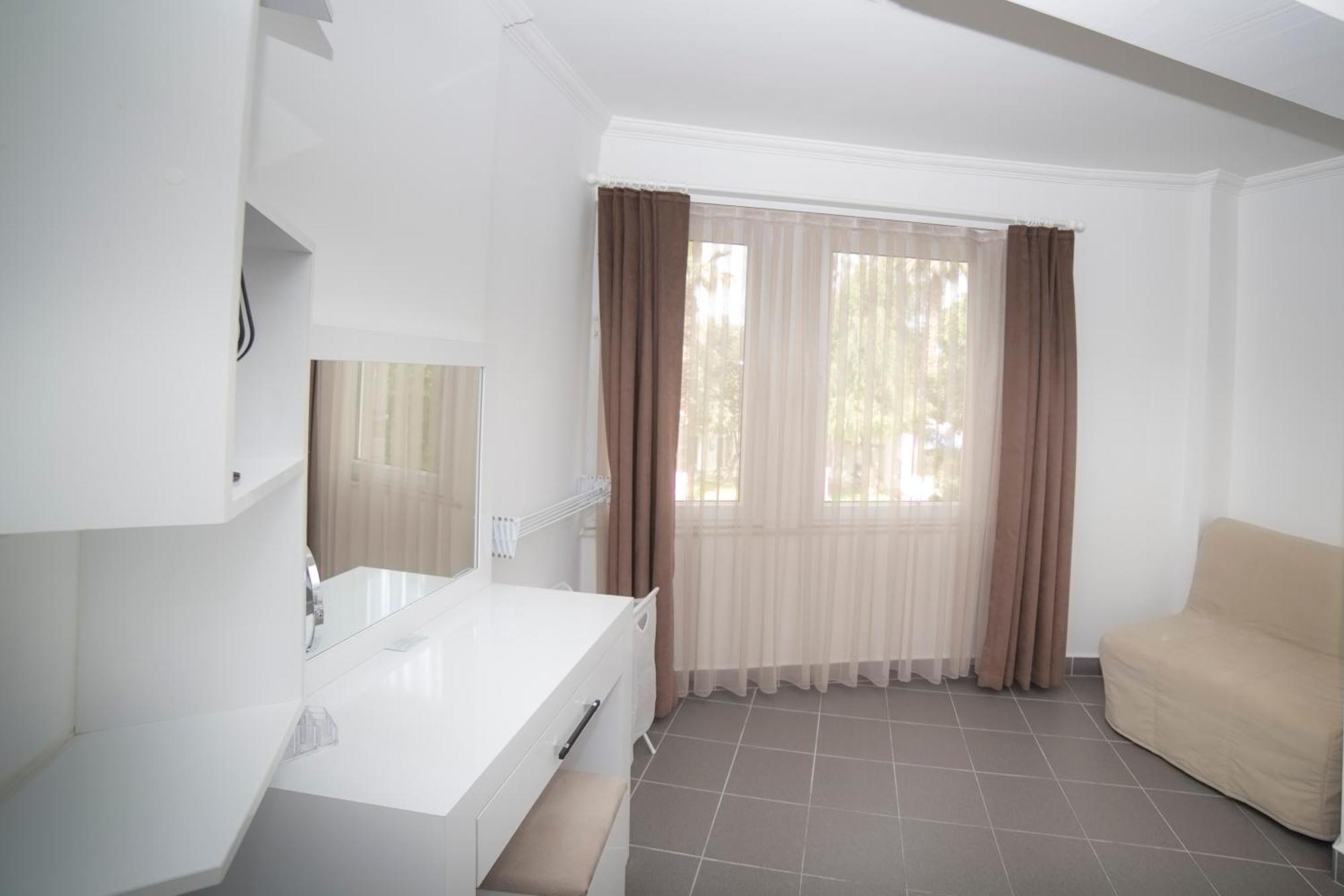Mai Rooms By Downtown Фетие Екстериор снимка