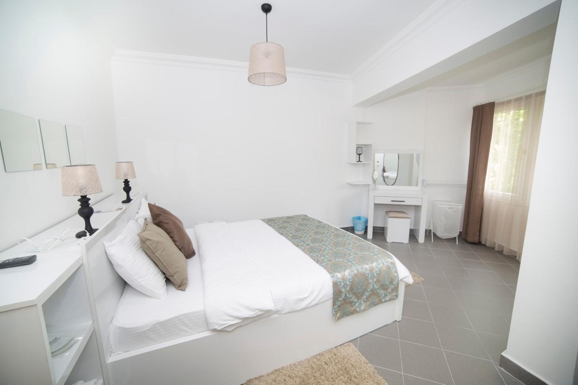 Mai Rooms By Downtown Фетие Екстериор снимка